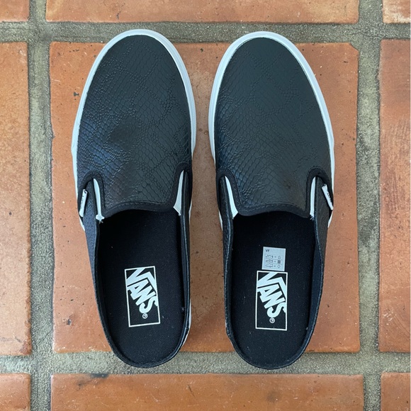 Like New! Vans Classic Slip-on Mule Black Leather Python - Picture 3 of 6
